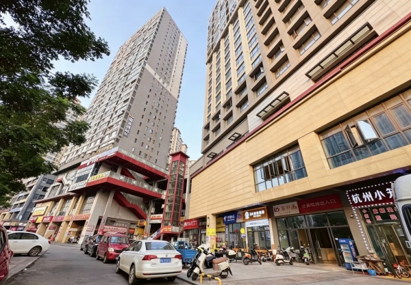 Y05095租金便宜!近地铁.钱隆世家2楼门面出租房东直租 Y05095租金便宜!近地铁.钱隆世家2楼门面出租房东直租