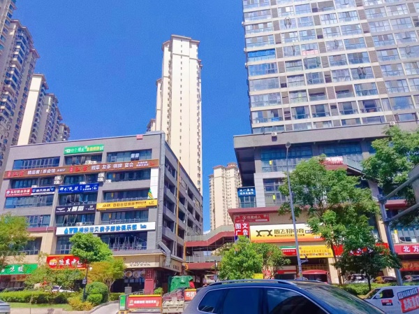 Y05095租金便宜!近地铁.钱隆世家2楼门面出租房东直租 Y05095租金便宜!近地铁.钱隆世家2楼门面出租房东直租