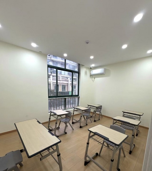 Y05099急转高铁吾广场托管转让(图片仅供参考) Y05099急转高铁吾广场托管转让(图片仅供参考)