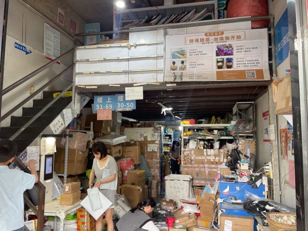 Y05107望城时代倾城日均2500票成熟菜鸟驿站转(带承包 Y05107望城时代倾城日均2500票成熟菜鸟驿站转(带承包