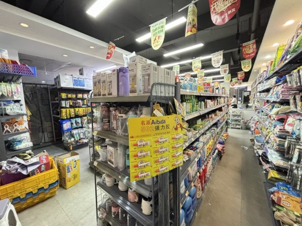Y05124岳麓区大型小区出入口日营6.5k拐角便利店急转 Y05124岳麓区大型小区出入口日营6.5k拐角便利店急转