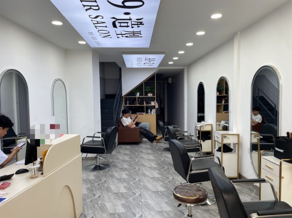北辰三角洲临街精装美发接发店优转(可空转带住房Y06029 北辰三角洲临街精装美发接发店优转(可空转带住房Y06029