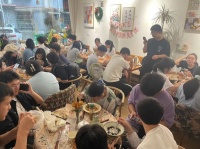 A06016学校旁大型小区稳定日营3千小吃餐饮店优价转让（勿扰员工