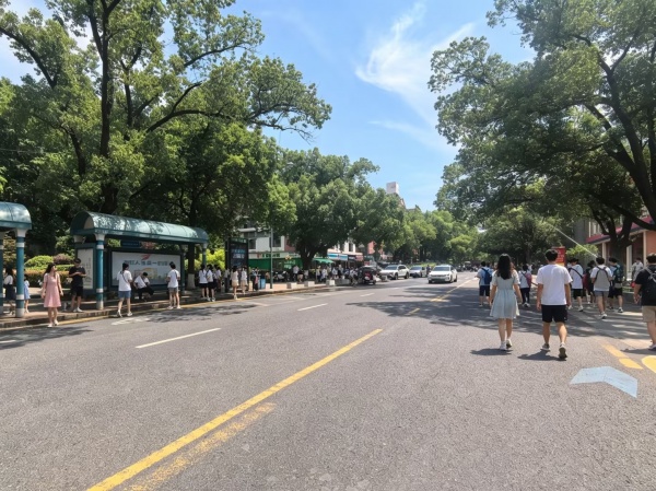 Y06054大学城麓山南路大学出入口临街冷饮甜品店优转 Y06054大学城麓山南路大学出入口临街冷饮甜品店优转