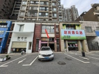 Y06049湘龙小学正对面临街二层门面出租.可整可分租