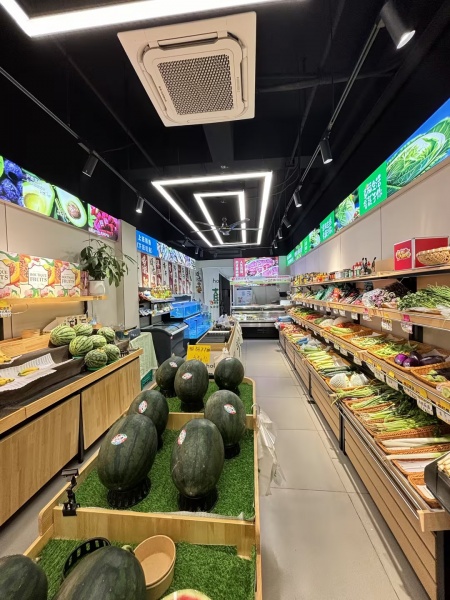 Y06110日营4k大型小区出入口精装生鲜水果超市带冷库转 Y06110日营4k大型小区出入口精装生鲜水果超市带冷库转