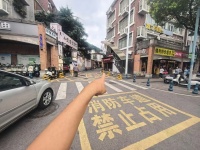 Y07017大学城麓山南路阜埠河十字路口临街独栋旺铺出租 Y07017大学城麓山南路阜埠河十字路口临街独栋旺铺出租