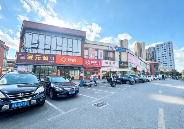 A07034超便宜!万人小区.金地三千府超市入口门面出售(可出租) A07034超便宜!万人小区.金地三千府超市入口门面出售(可出租)
