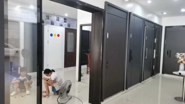 Y07036超低价!大汉金桥建材城50平门面带租约房东出售 Y07036超低价!大汉金桥建材城50平门面带租约房东出售