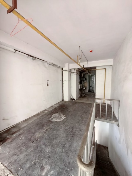 X07037上万户住宅.金地三千府临街上下两层80平门面出租 X07037上万户住宅.金地三千府临街上下两层80平门面出租