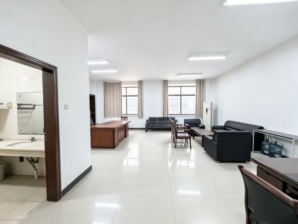 Y07042雨花区.三层独栋2600㎡+三栋5800m²(可分租)场地招商 Y07042雨花区.三层独栋2600㎡+三栋5800m²(可分租)场地招商