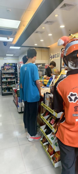 X07046日营业额六千以上酒店写字楼新佳宜便利店(带仓库厕所) X07046日营业额六千以上酒店写字楼新佳宜便利店(带仓库厕所)