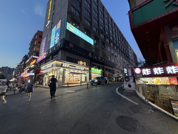 X07070含浦大型社区临街20平小吃店炸串店低价转让(可空转) X07070含浦大型社区临街20平小吃店炸串店低价转让(可空转)