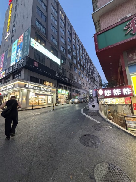X07070含浦大型社区临街20平小吃店炸串店低价转让(可空转) X07070含浦大型社区临街20平小吃店炸串店低价转让(可空转)