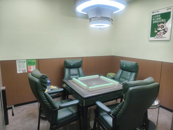 Y07123望城大型小区出入口临街200平品牌棋牌四个朋友转 Y07123望城大型小区出入口临街200平品牌棋牌四个朋友转
