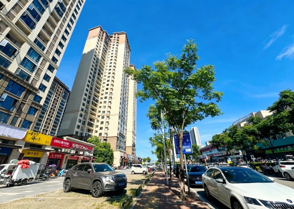 A08006房东急售!宁乡吾悦华府成熟社区临街门面带租约出售 A08006房东急售!宁乡吾悦华府成熟社区临街门面带租约出售