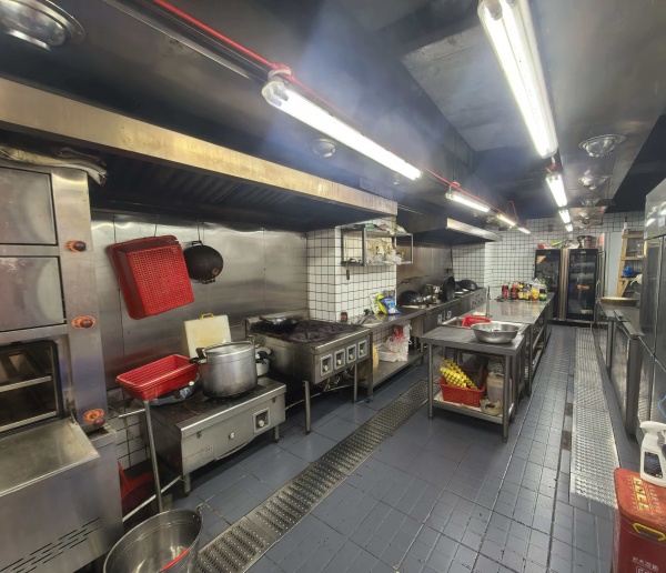 Y08050新店日营2000+棋牌餐饮双业态门面转让 Y08050新店日营2000+棋牌餐饮双业态门面转让