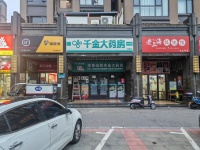 A08064岳麓区小区出入口临街商铺房东直租（无转让费）