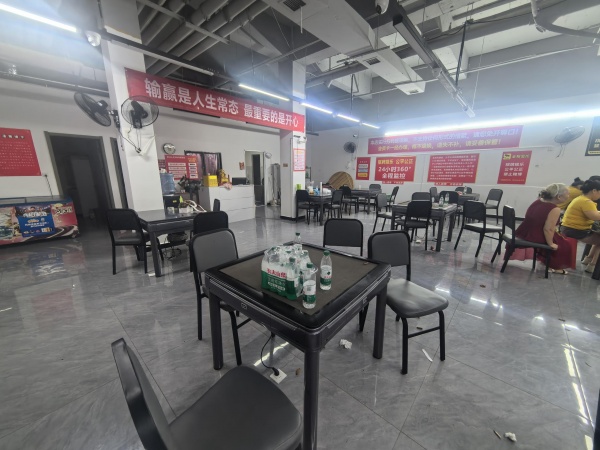 Y08089岳麓区湘江金融中心小区出入口街170平棋牌红中转转麻将馆转 Y08089岳麓区湘江金融中心小区出入口街170平棋牌红中转转麻将馆转