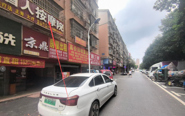 Y08095星沙泉塘成熟小区正对面临街二楼120平门面出租 Y08095星沙泉塘成熟小区正对面临街二楼120平门面出租