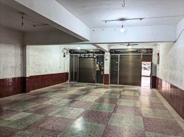 Y08100租金便宜!多个大型小区工业围绕.临街门面出租 Y08100租金便宜!多个大型小区工业围绕.临街门面出租