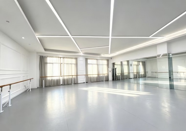 A09043小区入口旁.凯德广场商圈.商业综合3楼门面出租 A09043小区入口旁.凯德广场商圈.商业综合3楼门面出租