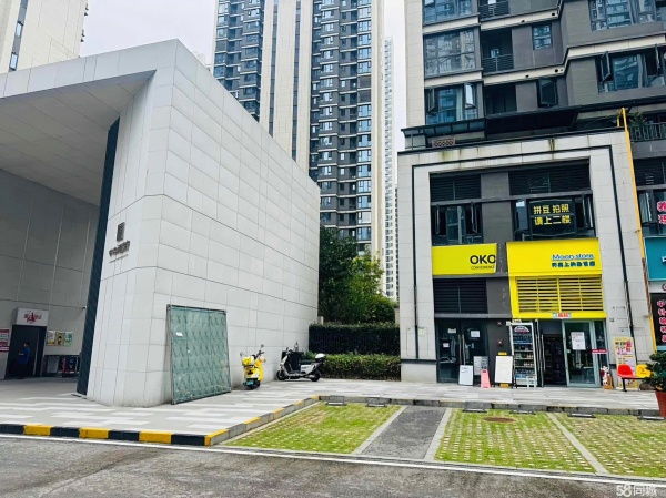 Y09117梅溪湖高端小区出入口网红文具精品+拼豆自拍店转让 Y09117梅溪湖高端小区出入口网红文具精品+拼豆自拍店转让