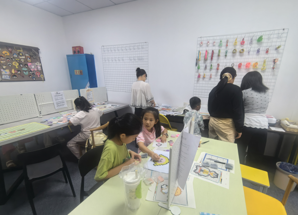 Y09117梅溪湖高端小区出入口网红文具精品+拼豆自拍店转让 Y09117梅溪湖高端小区出入口网红文具精品+拼豆自拍店转让