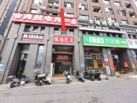 A09119岳麓区市政府.广泰景苑小区头铺门面.房东直租