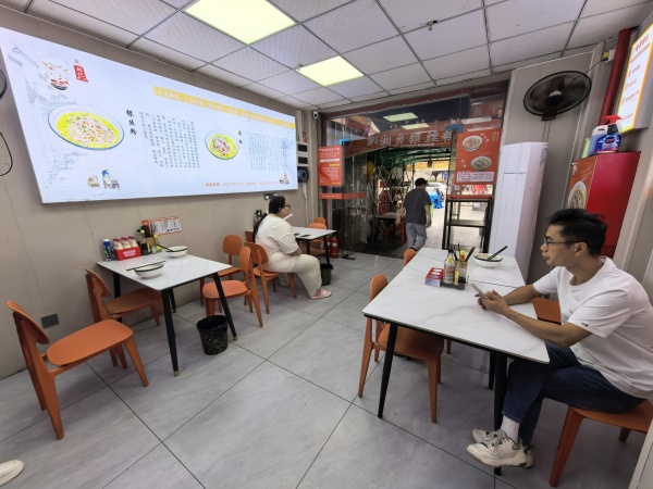 A09135星沙凤凰城农贸市场出入口,稳定盈利粉店转让 A09135星沙凤凰城农贸市场出入口,稳定盈利粉店转让