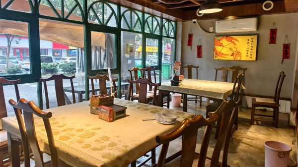 Y10014万家丽网红杨帆夜市临街门面房东直租(无行业限制 Y10014万家丽网红杨帆夜市临街门面房东直租(无行业限制