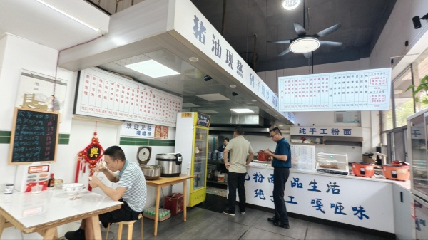 Y10050星沙商务写字楼出入口双门头拐角110平餐饮店优转 Y10050星沙商务写字楼出入口双门头拐角110平餐饮店优转