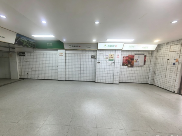 A10098新开铺大型成熟社区主干道临街60平门面房东直租 A10098新开铺大型成熟社区主干道临街60平门面房东直租