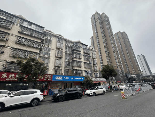 A10103雨花区高桥日均7000餐饮东北特色铁锅炖优价转让(看店勿扰员工) A10103雨花区高桥日均7000餐饮东北特色铁锅炖优价转让(看店勿扰员工)